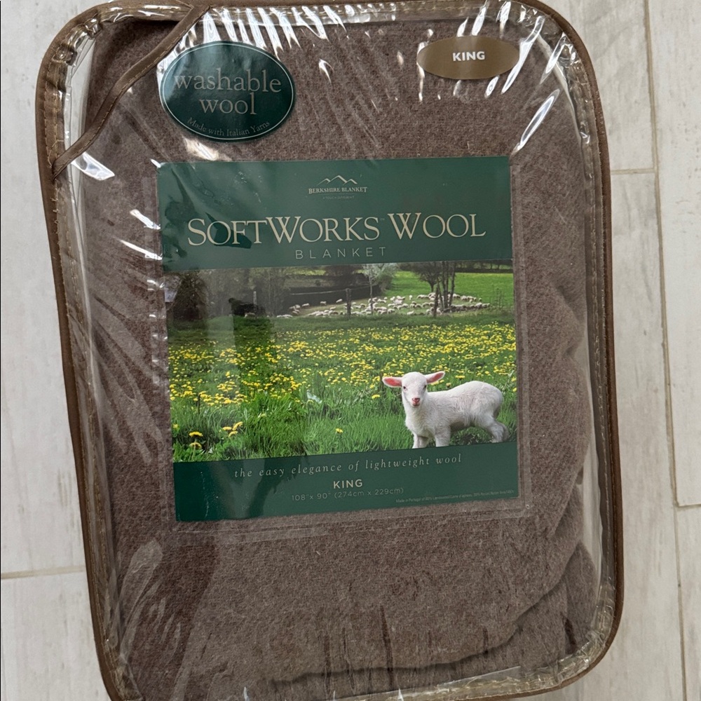 NWT Berkshire Wool Blanket